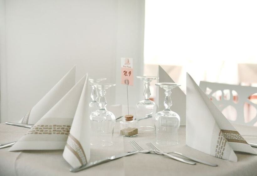 בית מלון כפרי Pineta