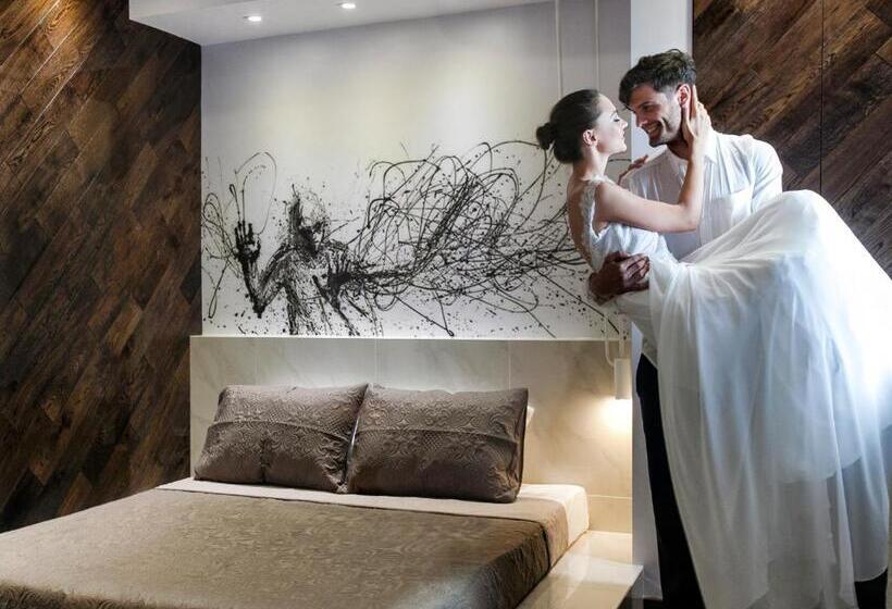 فندق Privee Santorini