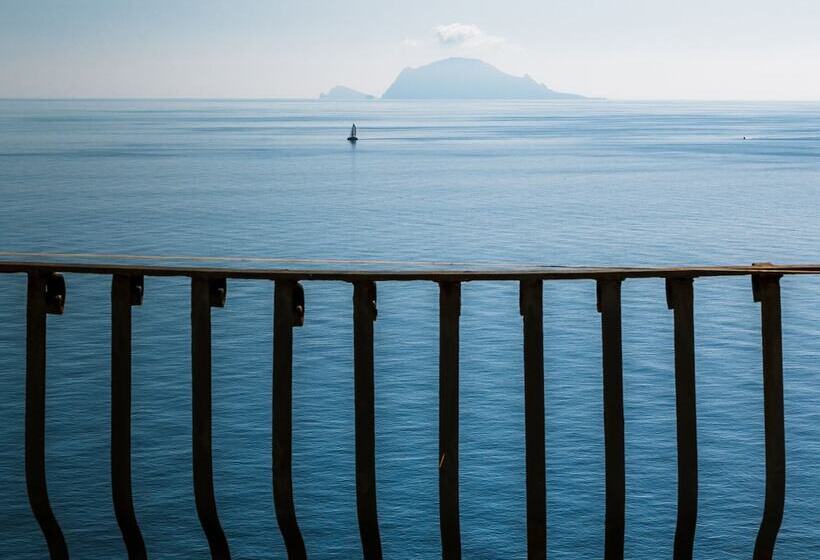 فندق Punta Scario