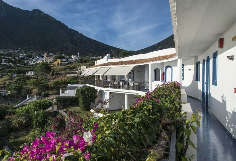 فندق Punta Scario