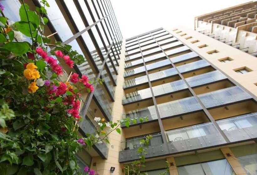 هتل Ramada By Wyndham Downtown Beirut