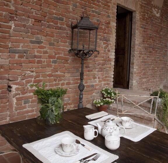 فندق Relais Palazzo Paleologi Sec.xiv