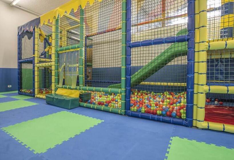 בית מלון כפרי Resort Veronza