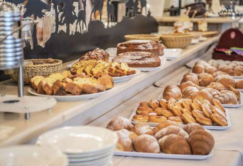 فندق Resort Veronza