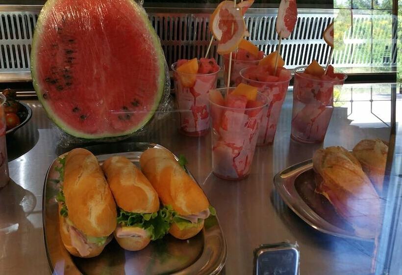 호텔 Ristorante Miramonti