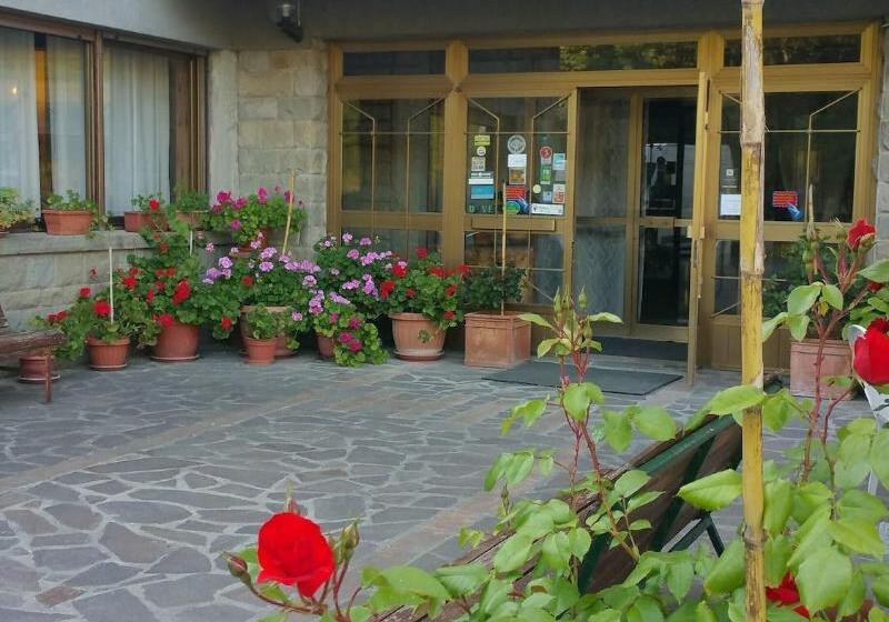 호텔 Ristorante Miramonti