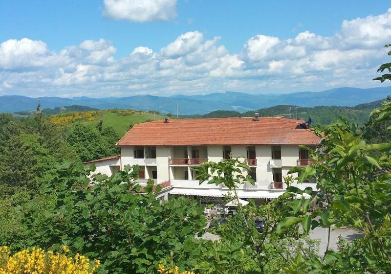 호텔 Ristorante Miramonti