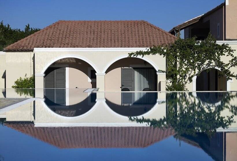 فندق Roda Beach Resort & Spa