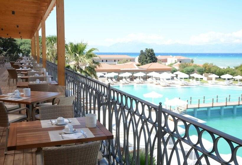 فندق Roda Beach Resort & Spa