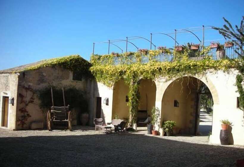 فندق ريفى Agriturismo Baglio Fontana