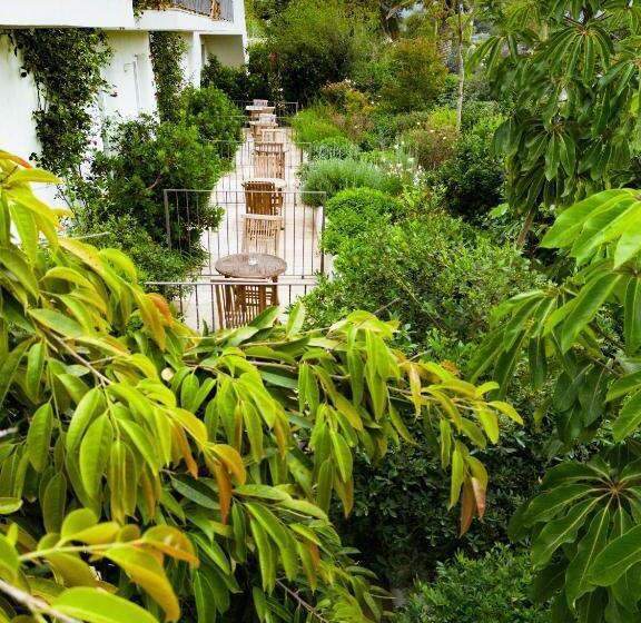 Отель Sant Efis