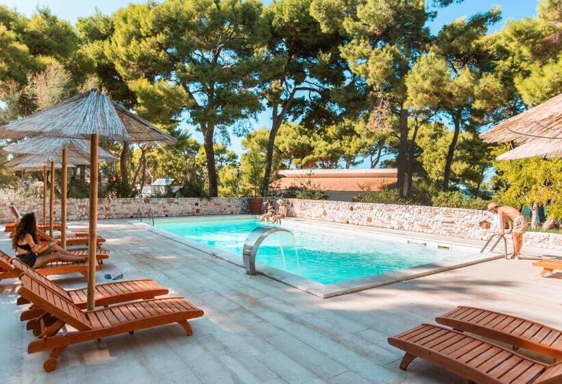 בית מלון כפרי Sfinal Residence