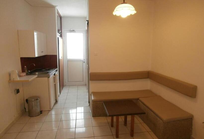 호텔 Skoufezis Studios