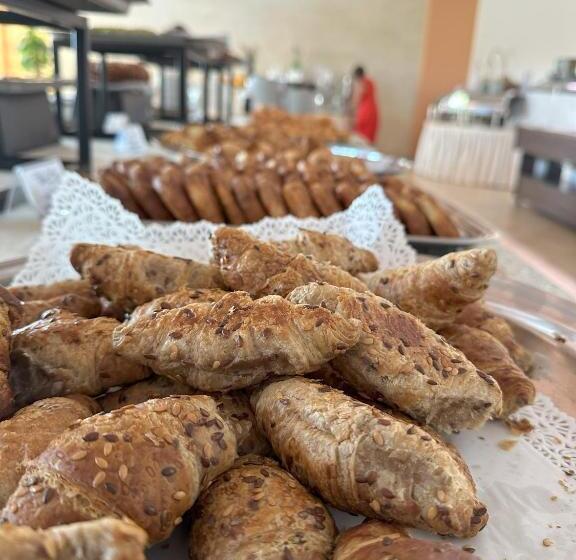 בית מלון כפרי Thàlas Club