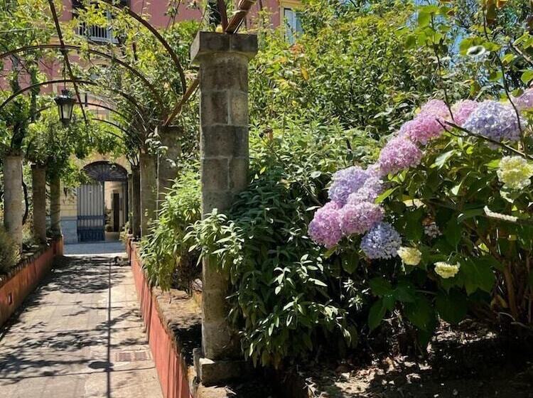 فندق The Secret Garden Relais