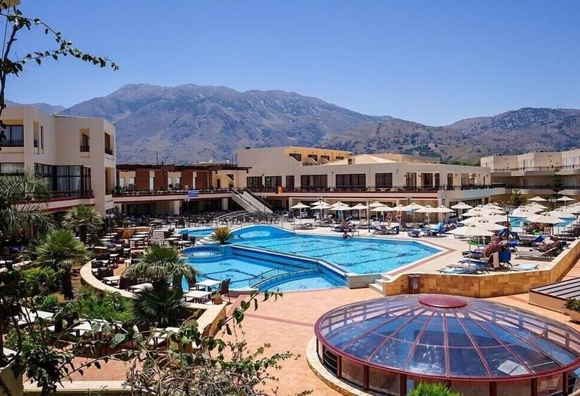 ホテル Vantaris Palace