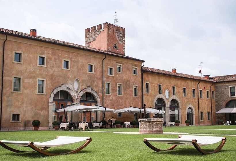 ホテル Veronesi La Torre