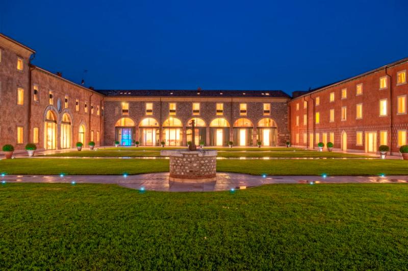 ホテル Veronesi La Torre