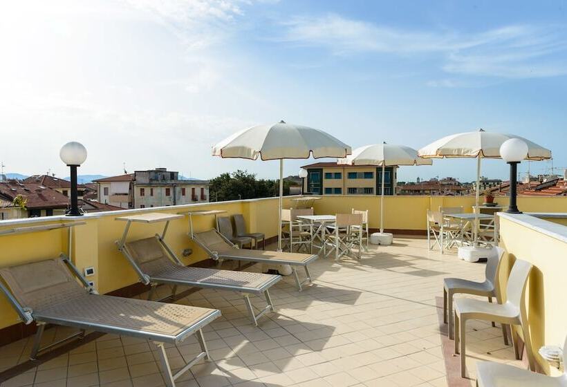 Отель Villa Adriana