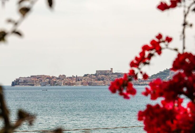 ホテル Villa Irlanda Grand