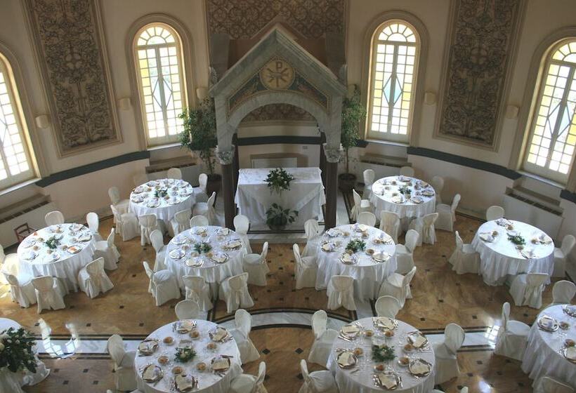 ホテル Villa Irlanda Grand