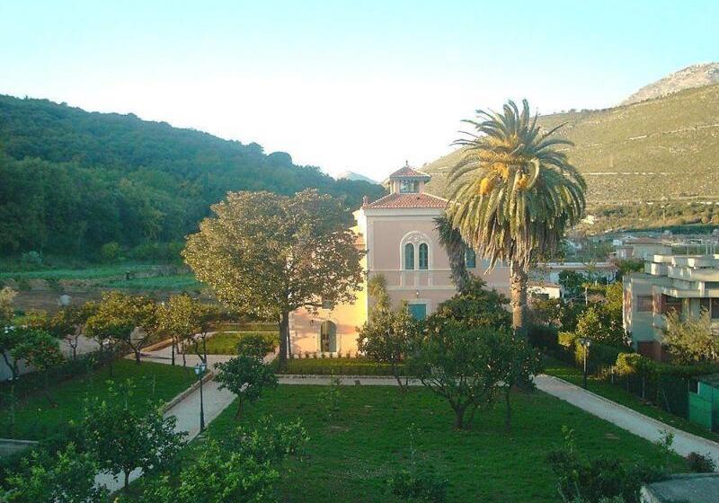 호텔 Villa Irlanda Grand