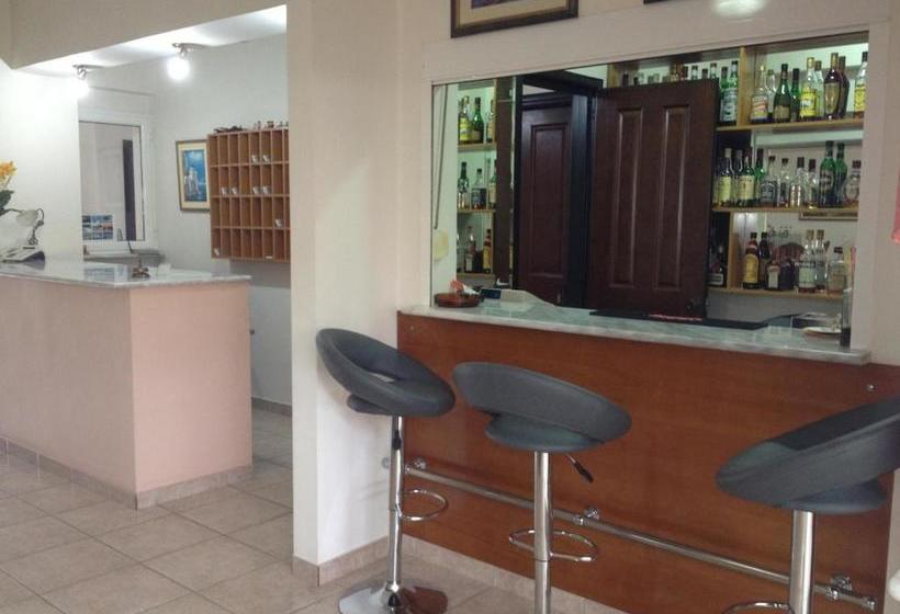 Villa Kosta Hotel & Apartments