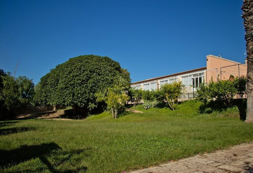 ホテル Villa Principe Di Belmonte