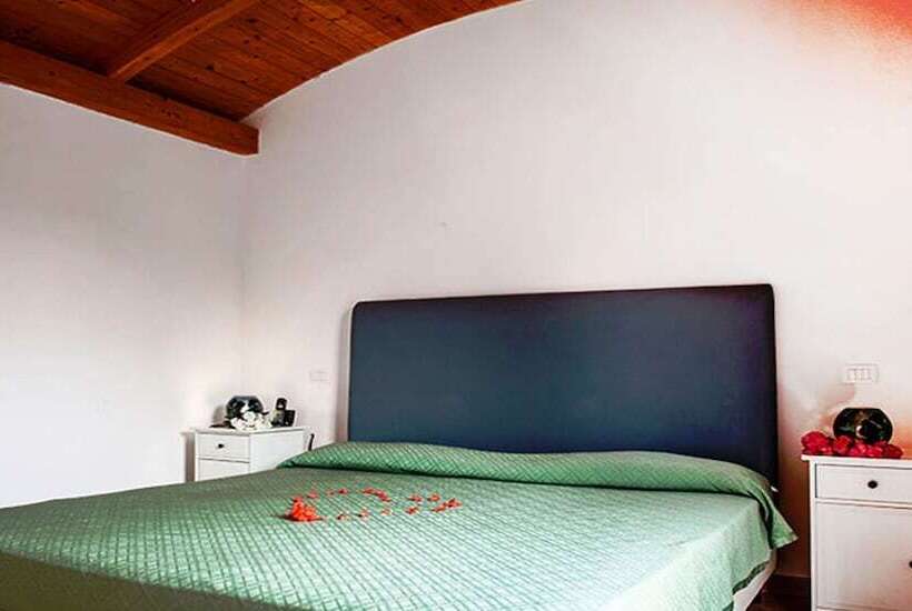 בית מלון כפרי Vrclub   Villa Ridente Residence