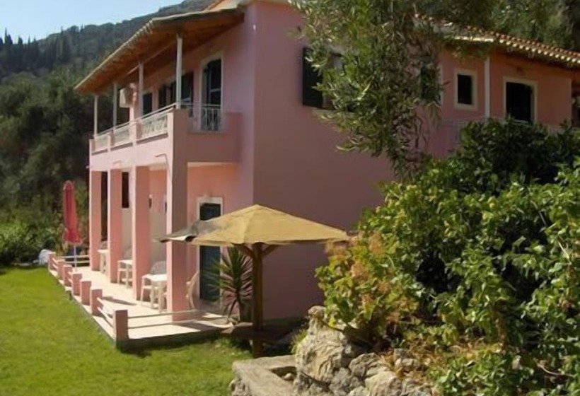 Ipsia Apartments