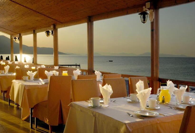 Kinetta Beach Resort And Spa