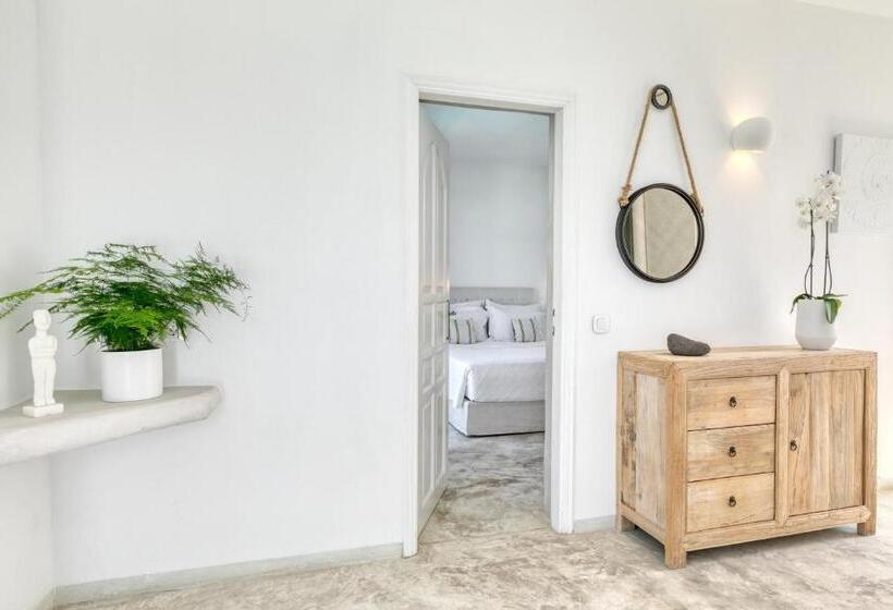 Lilly Residence All Sea View Suites, Adults Only