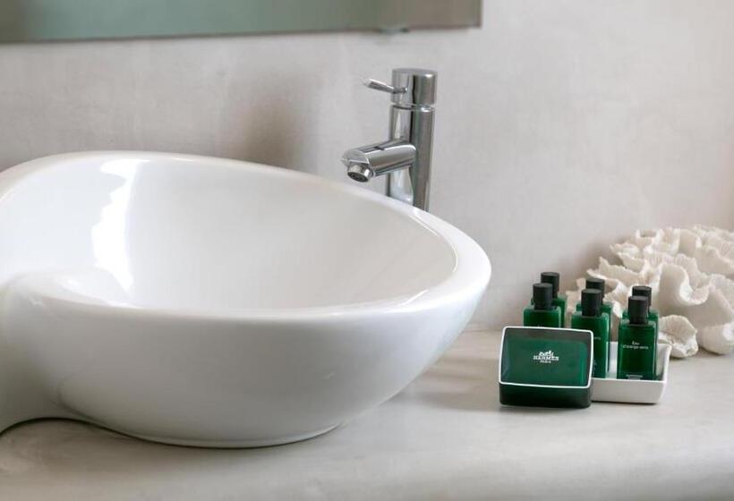 Lilly Residence All Sea View Suites, Adults Only