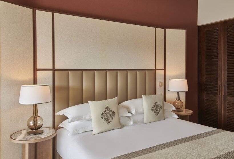 אתר נופש Conrad Chia Laguna Sardinia