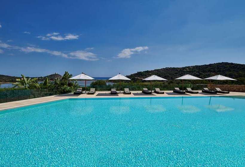 אתר נופש Conrad Chia Laguna Sardinia