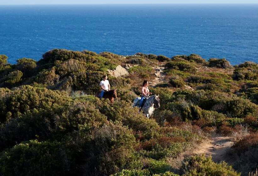 אתר נופש Conrad Chia Laguna Sardinia