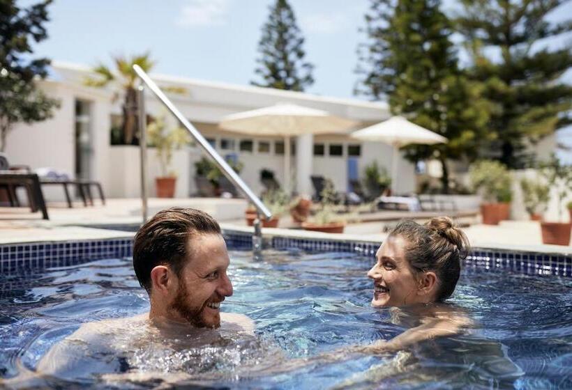 אתר נופש Robinson Kyllini Beach   All Inclusive