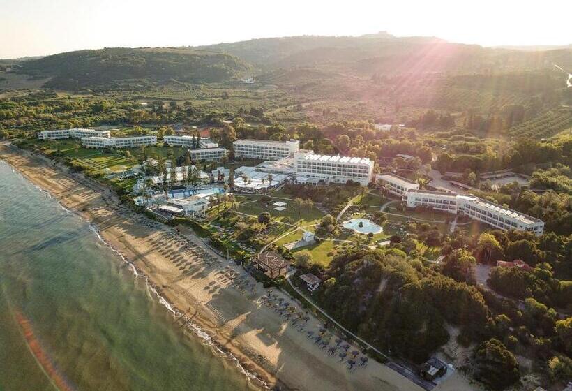 אתר נופש Robinson Kyllini Beach   All Inclusive