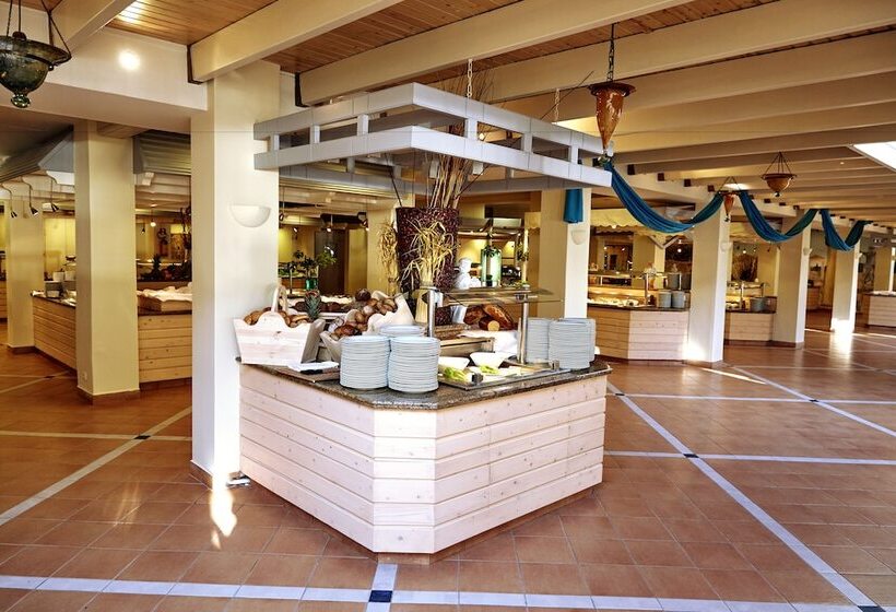 אתר נופש Robinson Kyllini Beach   All Inclusive