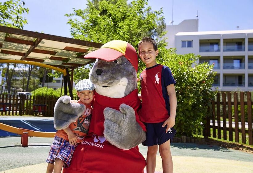 אתר נופש Robinson Kyllini Beach   All Inclusive