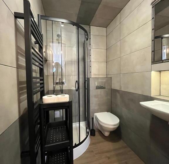 بنسيون Willa Modra