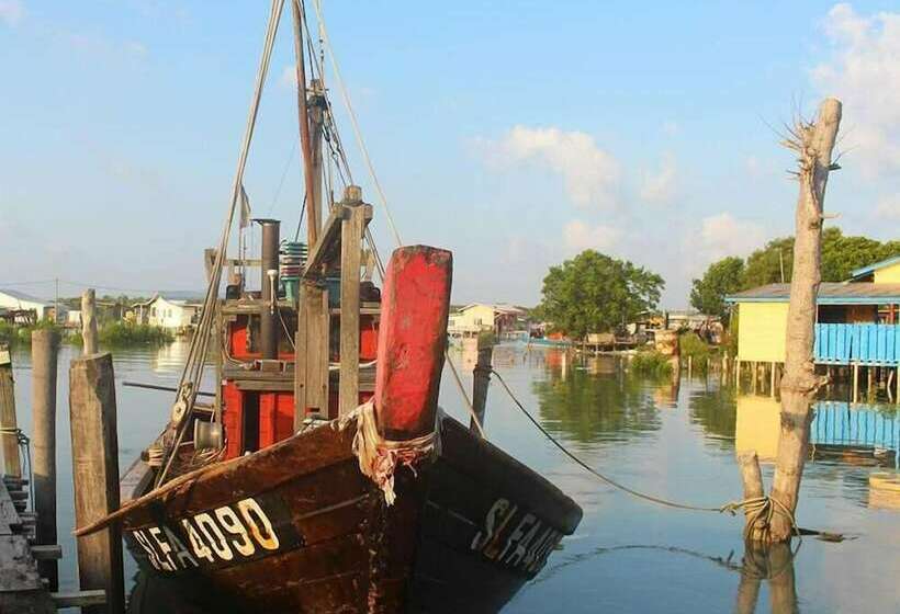 호텔 Sea Lion Pulau Ketam Bungalow Homestay