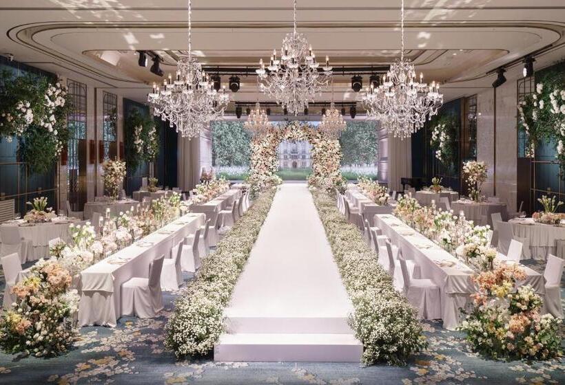 Sofitel Ambassador Seoul Hotel & Serviced Residences