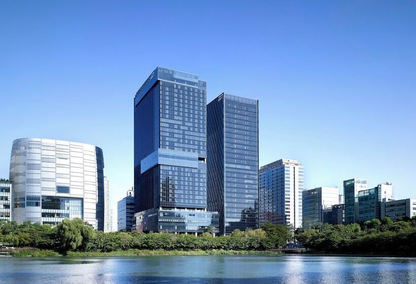 Sofitel Ambassador Seoul Hotel & Serviced Residences