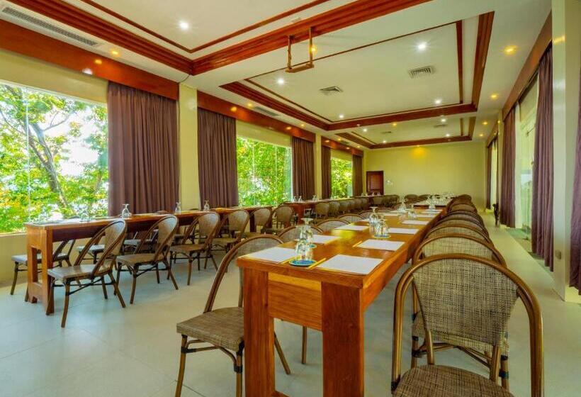 ホテル Sunlight Eco Tourism Island Resort