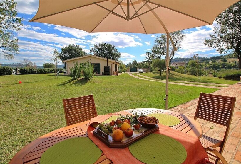 Cottage In Montelabbate With Pool, Garden, Bbq, Parking