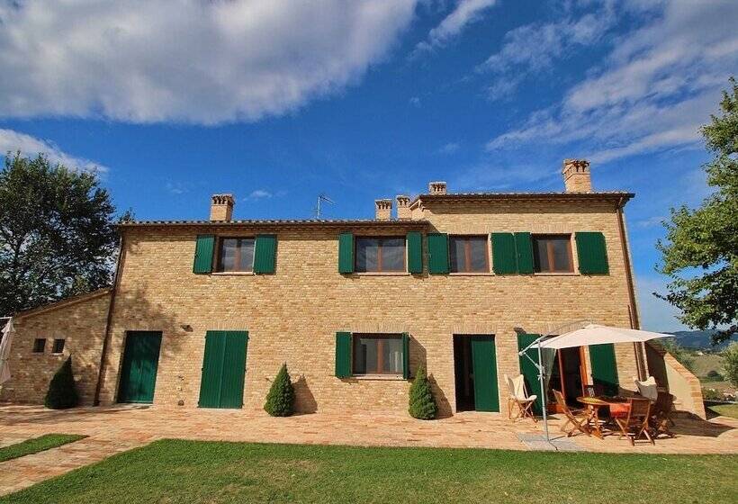 Cottage In Montelabbate With Pool, Garden, Bbq, Parking