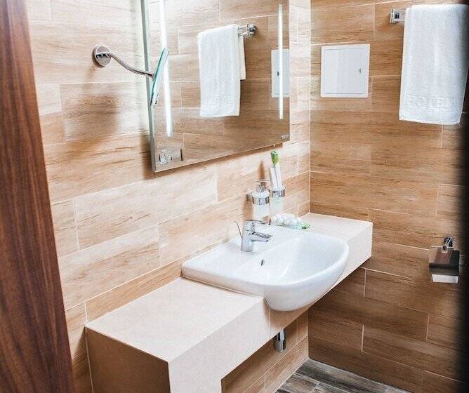 Green Park Hotel Airport Minsk