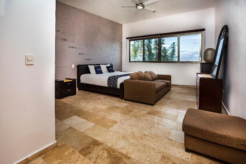 Отель Capital O Cancun International Airport 24/7