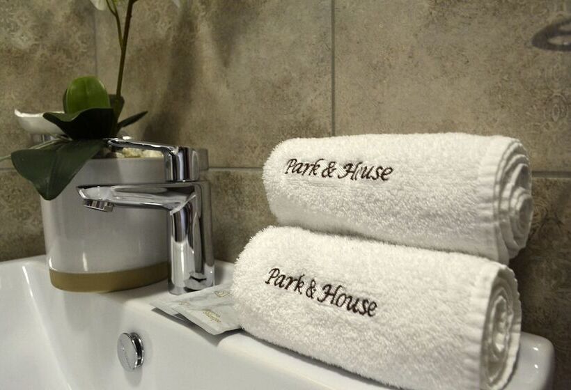 فندق Lux Promo Park & House